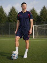 Lade das Bild in den Galerie-Viewer, HUMMEL CORE SET – SHIRT, SHORT & BALL verschiedene Farben