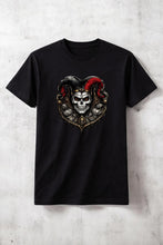 Lade das Bild in den Galerie-Viewer, Harlekin Heart Skull – Duality Edition - Premium Unisex Shirt mit Statement Print & Sleeve Branding