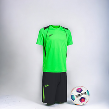 Lade das Bild in den Galerie-Viewer, JOMA-Set + Derbystar 4er Ball
