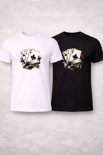 Lade das Bild in den Galerie-Viewer, All In – Triple Ace Edition – Premium Unisex Shirt mit Statement Print &amp; Sleeve Branding
